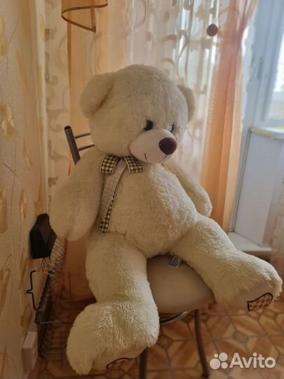 Игрушка плюшевый мишка