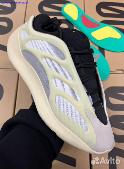 Adidas yeezy boost 700 v3 azael