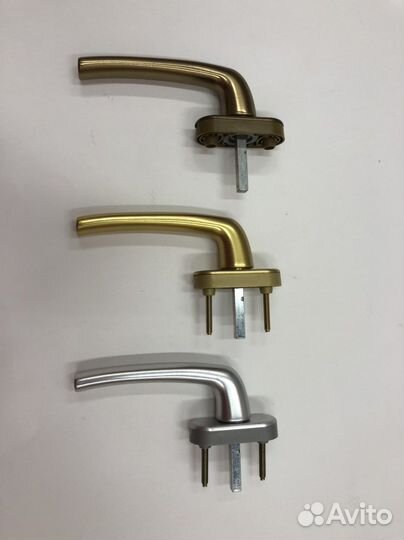 Цветные оконные ручки