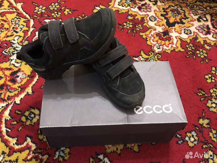 Кроссовки детские ecco 28