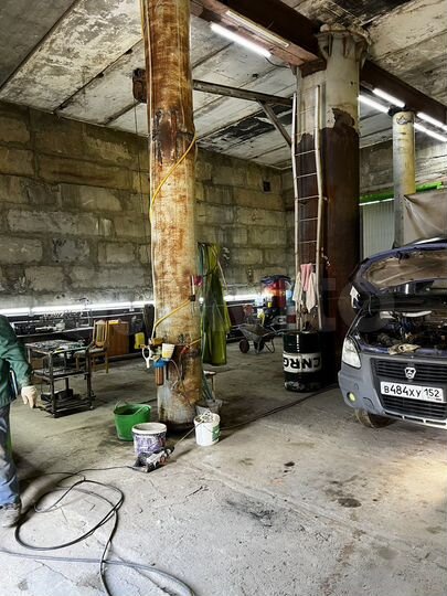 Гараж, > 30 м²