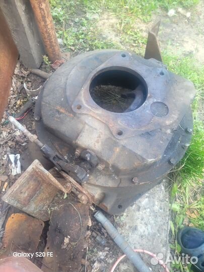 Колокол Д-245 под кпп ЗИЛ