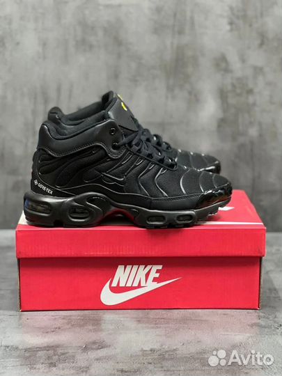 Кроссовки Nike Air Max Plus