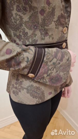 Пиджак женский 46 48