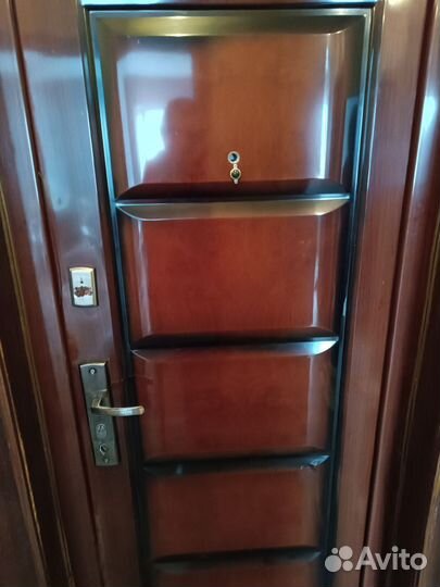 Металлическая дверь бу