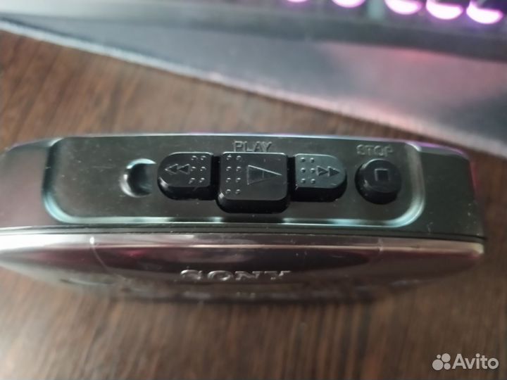 Кассетный плеер Sony walkman wm fx251 как новый