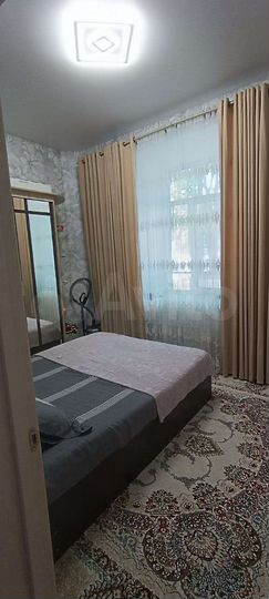 3-к. квартира, 65 м², 1/4 эт.