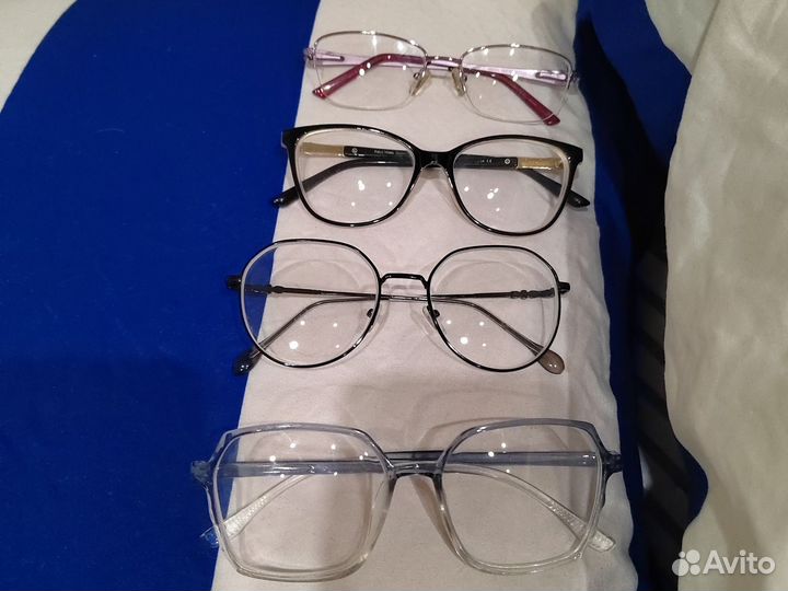 Очки с диоптриями минус