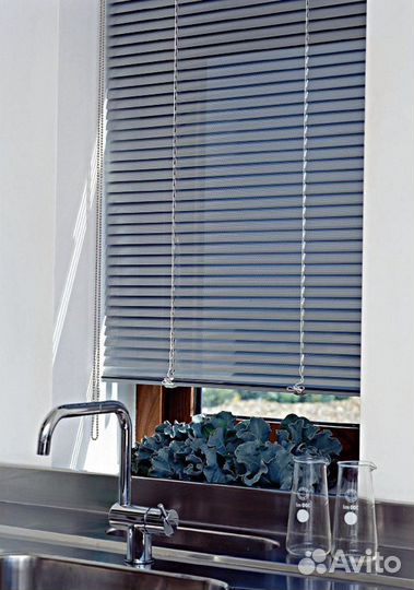 Жалюзи и рулонные шторы под заказ