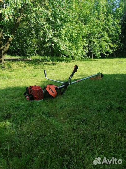 Покос травы триммером, уборка территорий