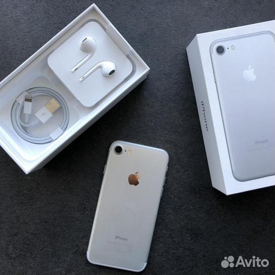 iPhone 7, 32 ГБ