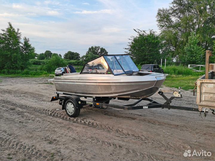 Алюминиевая моторная лодка 