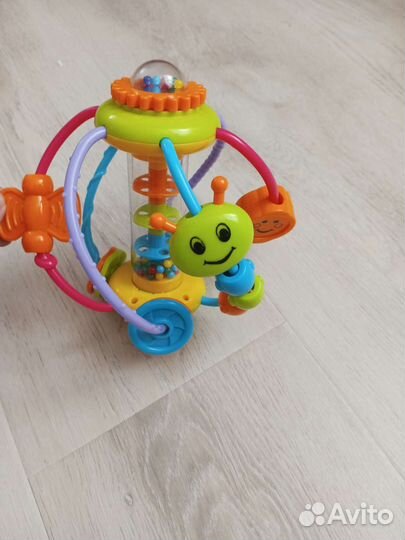 Развивающие игрушки для малышей