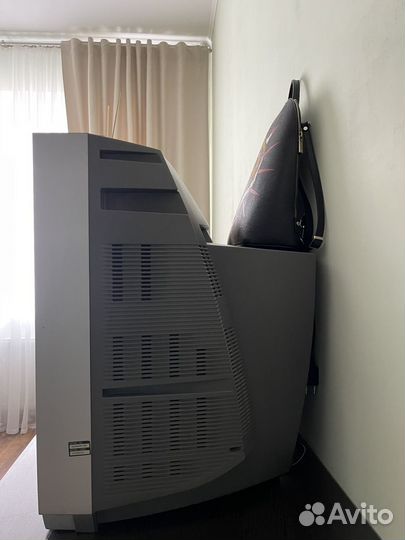 Телевизор самсунг