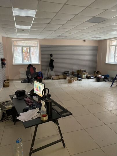 Торговая площадь с сетевым аренадатром, 170 м²