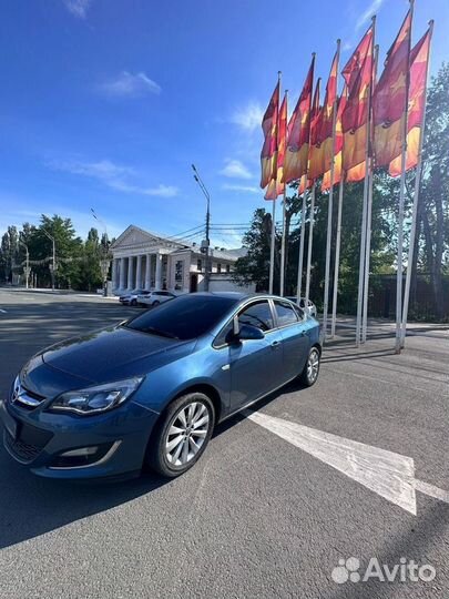 Opel Astra 1.6 AT, 2012, 204 200 км