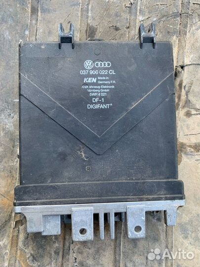 Блок управления 037 906 022 CL