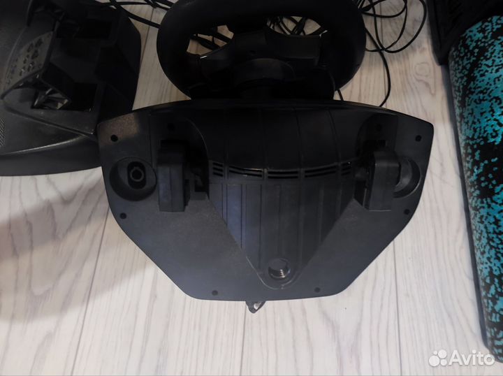 Logitech momo racing