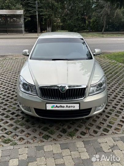 Skoda Octavia 1.6 AT, 2012, 240 000 км