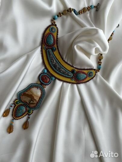 Чокер колье кулон из натуральных камней
