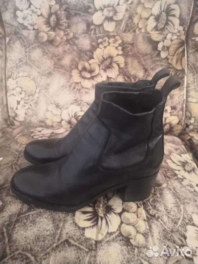 Ботинки демисезонные женские 37 размер
