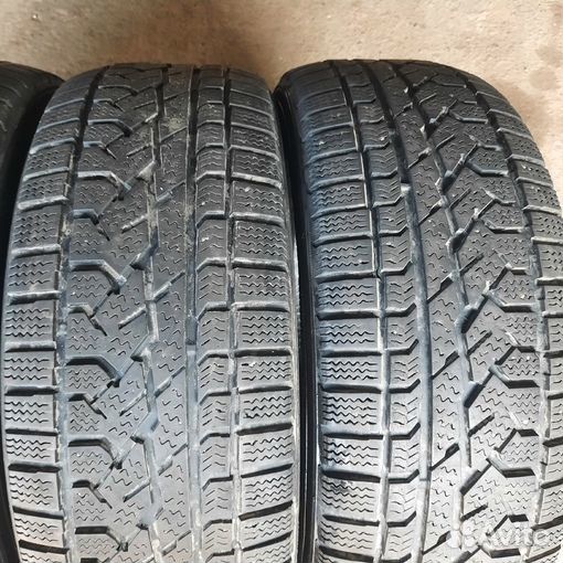 Kumho I'Zen RV KC15 235/60 R17