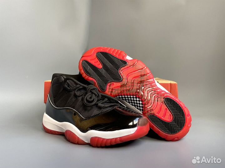 Nike Air Jordan 11 Bred (44 размер)