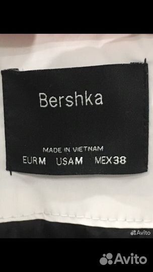 Ветровка bershka