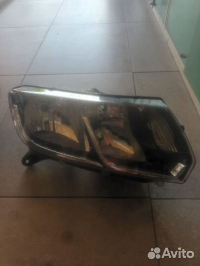 Фара reno Logan 3 оригинал