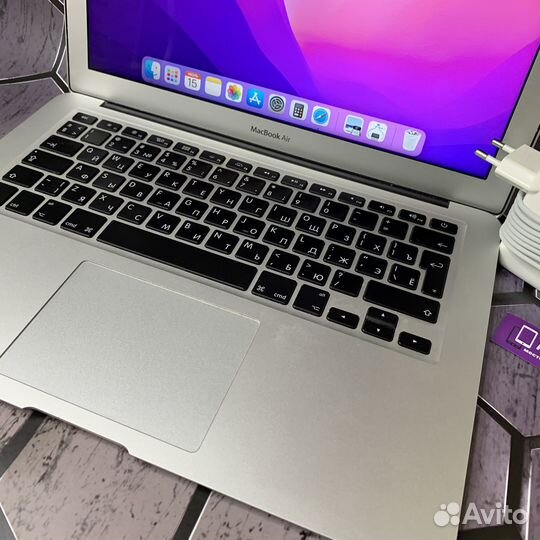 MacBook Air 13 2017 на intel i5