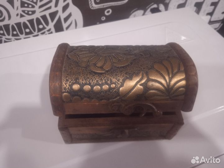Шкатулка для украшений