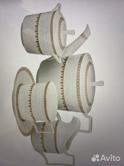 Фарфоровый чайный сервиз 760-458