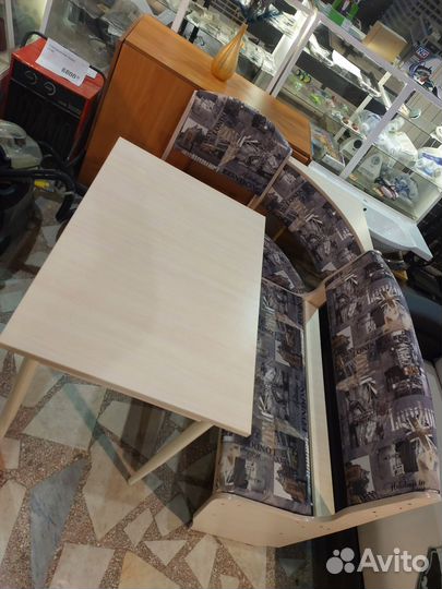 Кухонный уголок