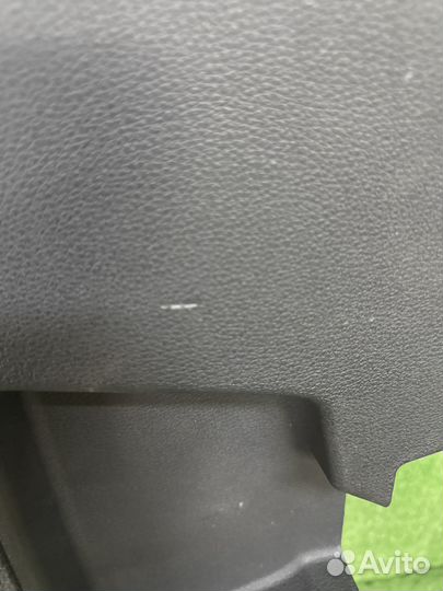 Обшивка багажника левая Audi audi Q7