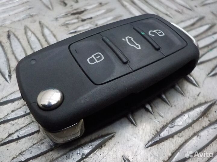 Замок зажигания на Volkswagen Polo (Sed RUS)