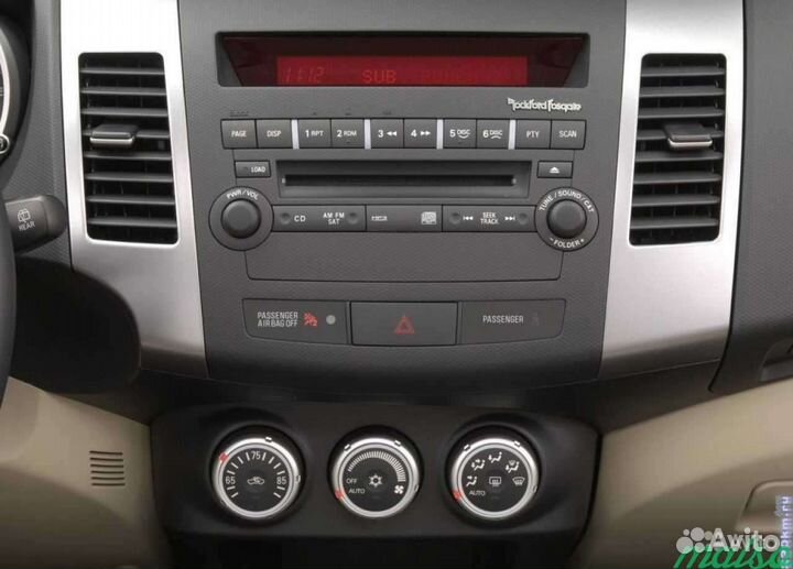 Штатная магнитола Митсубиси аутлендер хл