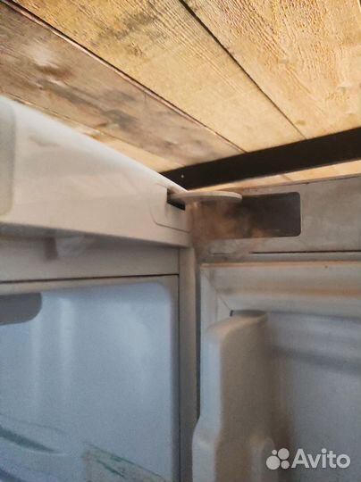 Холодильник indesit на запчасти