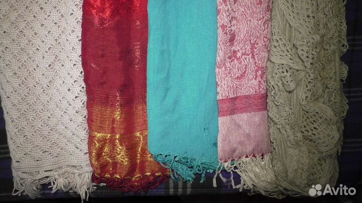 Шарфы женские