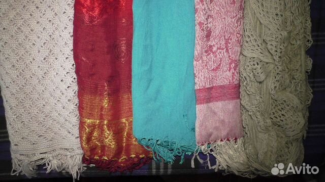 Шарфы женские