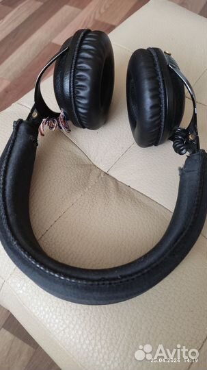 Беспроводные наушники marshall mid