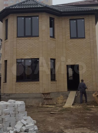 Дом 160 м² на участке 4 сот.