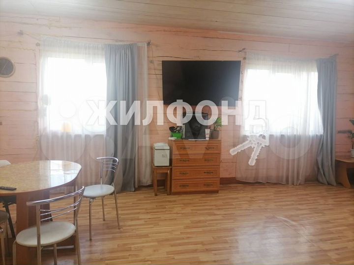 Дом 139,3 м² на участке 8,1 сот.