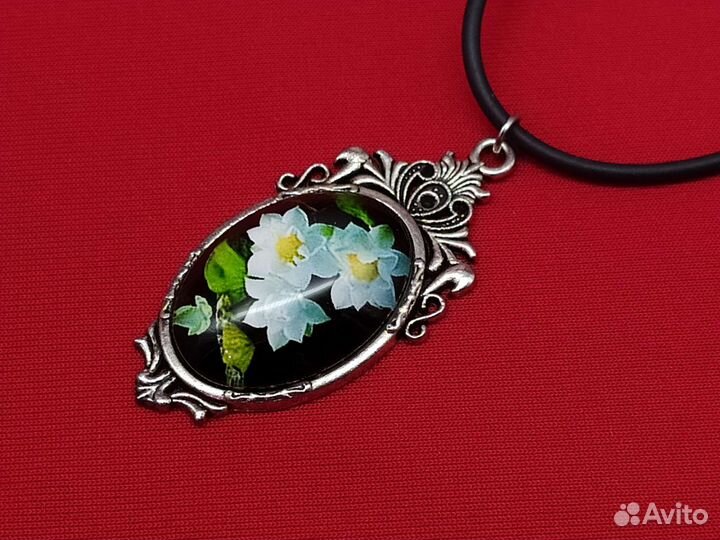 Кулон в стиле Ампир 