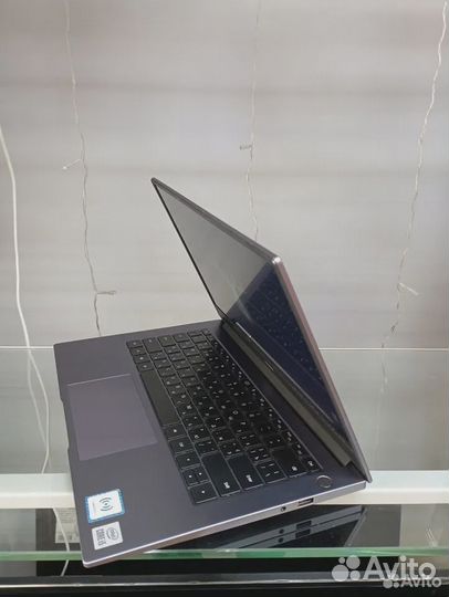 Ноутбук Huawei MateBook