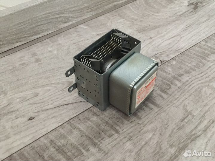 Комплектующие к микроволновой печи