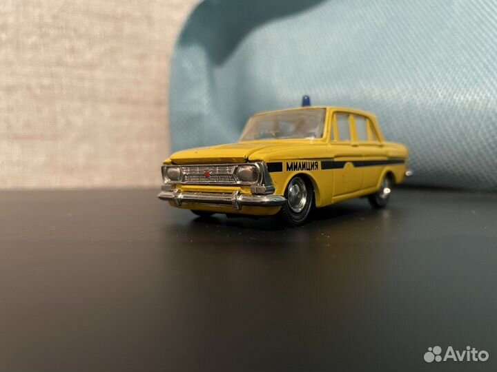 Модель автомобиля Москвич 412 а8 гаи