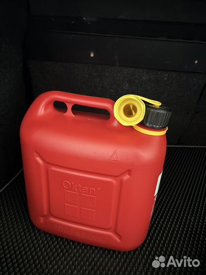 Канистра 10 литров