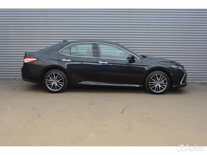 Toyota Camry, 2022