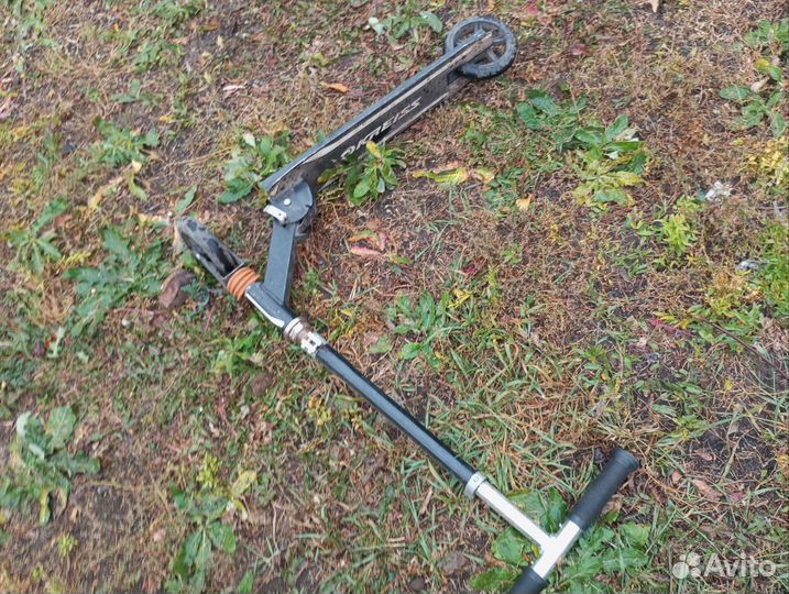 Трюковой самокат