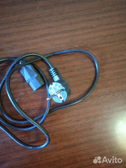 Сетевой кабель для компъютера, монитора